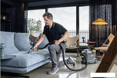 Пылесос Karcher Puzzi 8/1 C 1.100-240.0