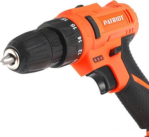 Дрель-шуруповерт Patriot BR 147Li 180301147 (с 2-мя АКБ, кейс)