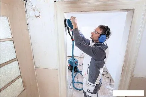 Эксцентриковая шлифмашина Bosch GET 75-150 Professional 0601257100