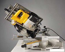 Дисковая пила DeWalt D27111 Дисковая пила DeWalt D27111