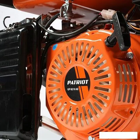 Бензиновый генератор Patriot GP 8210AE