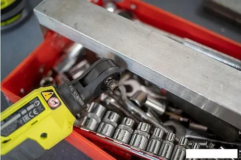 Угловая дрель Ryobi R18RW2-0 5133004833 (без АКБ)