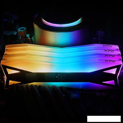 Оперативная память A-Data XPG Spectrix D60G 8ГБ DDR4 4133 МГц AX4U41338G19J-ST60