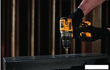 Дрель-шуруповерт DeWalt DCD701N-XJ (без АКБ) Дрель-шуруповерт DeWalt DCD701N-XJ (без АКБ)