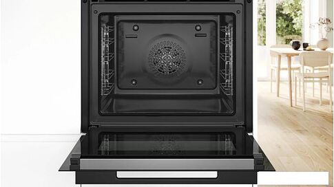 Электрический духовой шкаф Bosch Serie 8 HBG9742B1S