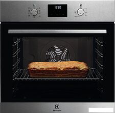 Электрический духовой шкаф Electrolux EOF3C50TX