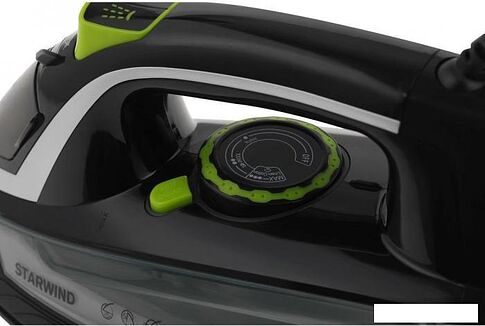 Утюг StarWind SIR2845