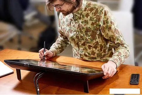 Графический планшет Wacom Cintiq Pro 24 DTH-2420