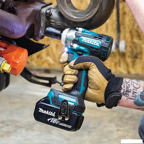 Гайковерт Makita DTW301Z (без АКБ)