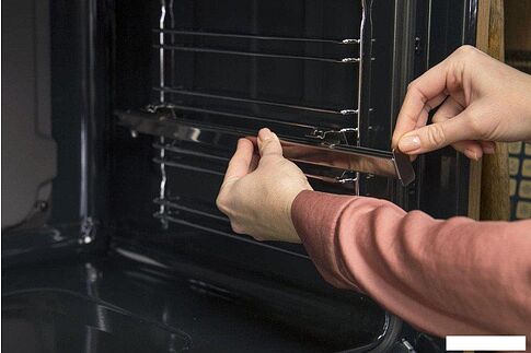 Электрический духовой шкаф Gorenje BOS6737E03WG