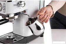 Рожковая помповая кофеварка Ariete Espresso Slim Moderna 1381/14