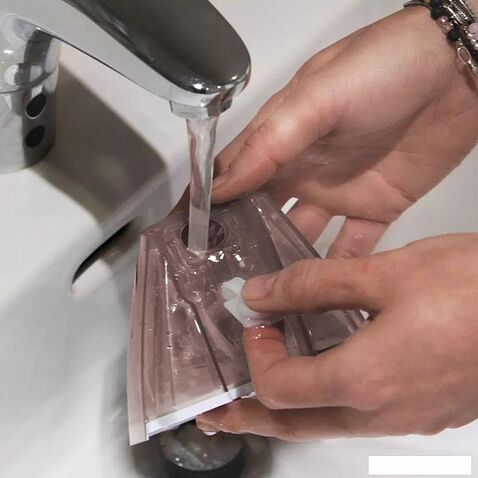 Отпариватель BQ SG1003H (бежевый)