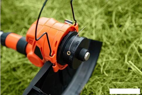 Триммер Ferm GTM1005 (без АКБ)