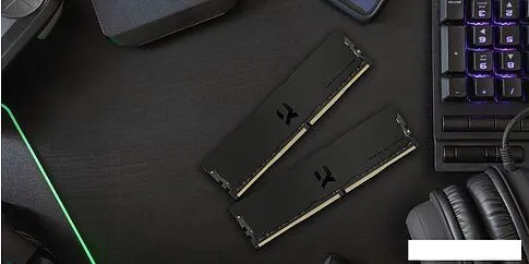 Оперативная память GOODRAM IRDM Pro 16ГБ DDR4 3600 МГц IRP-K3600D4V64L18/16G