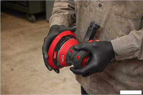 Эксцентриковая шлифмашина Milwaukee M12 FROS2.5 4933493647 (без АКБ)