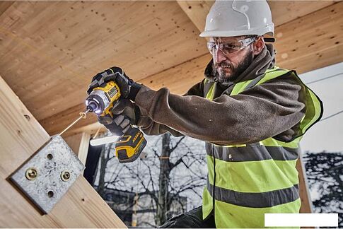 Винтоверт DeWalt DCF860N (без АКБ)