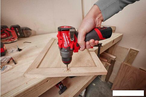 Ударная дрель-шуруповерт Milwaukee M12 FUEL M12FPD2-0 4933479867 (без АКБ)