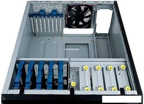 Корпус In Win PE689