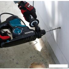 Перфоратор Makita HR2810