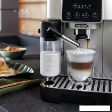 Кофемашина DeLonghi Magnifica Start ECAM 220.80.SB