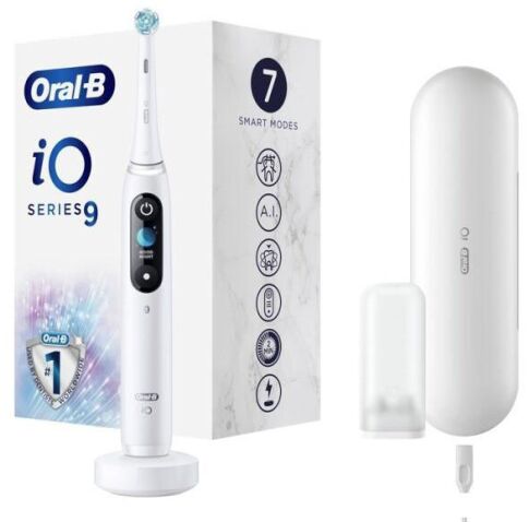 Электрическая зубная щетка Oral-B iO 9 (белый)