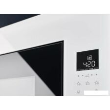 Микроволновая печь Electrolux KMFE264TEW