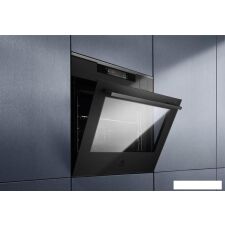 Духовой шкаф Electrolux KOAAS31WT