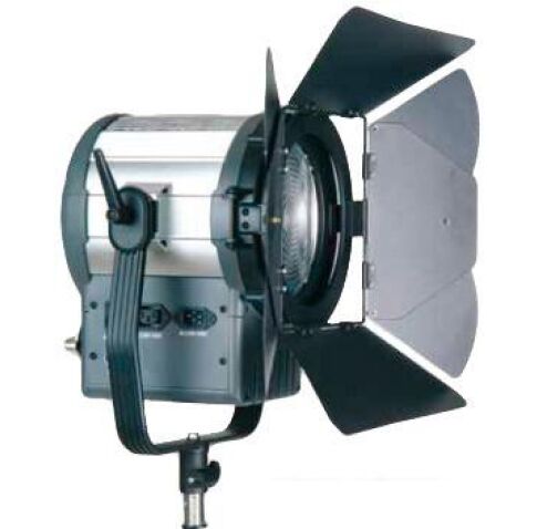 Лампа GreenBean Fresnel 150 LED X3 DMX