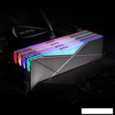 Оперативная память A-Data XPG Spectrix D45G RGB 32ГБ DDR4 3600 МГц AX4U360032G18I-CBKD45G