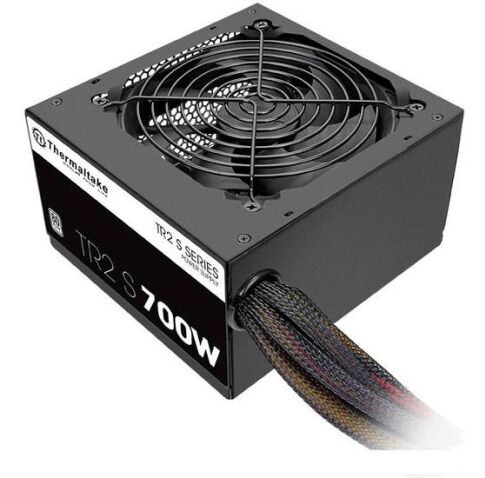 Блок питания Thermaltake TR2 S 700W [TRS-0700P-2]