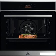 Электрический духовой шкаф Electrolux EOE8P39X